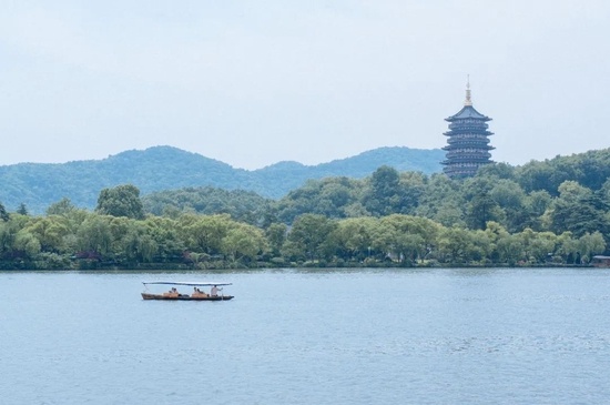 漂在大城市，我在县城买了房